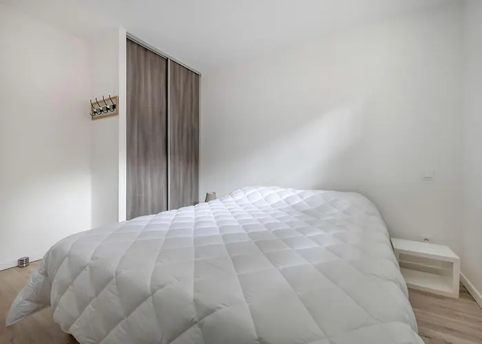 Dans Résidence Calme à 100m De La Apartamento